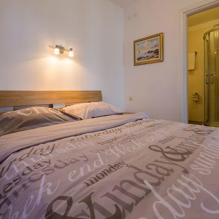 Hundefreundliches Nur 100 Meter Zum Mit Sauna, Meerblick, Whirlpool *