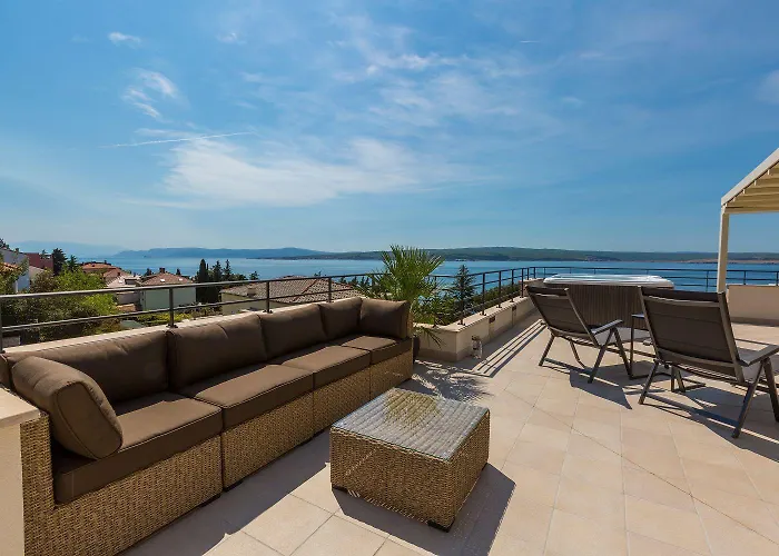 Apartment Hundefreundliches Nur 100 Meter Zum Mit Sauna, Meerblick, Whirlpool Dramalj