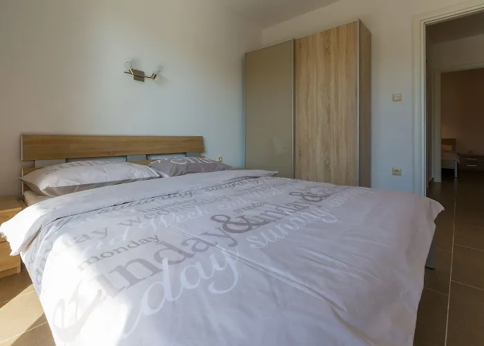 Apartment Hundefreundliches Nur 100 Meter Zum Mit Sauna, Meerblick, Whirlpool