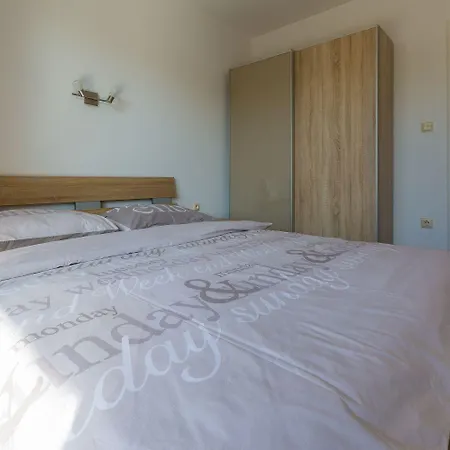 Apartment Hundefreundliches Nur 100 Meter Zum Mit Sauna, Meerblick, Whirlpool