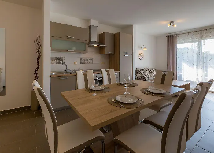 Hundefreundliches Nur 100 Meter Zum Mit Sauna, Meerblick, Whirlpool *